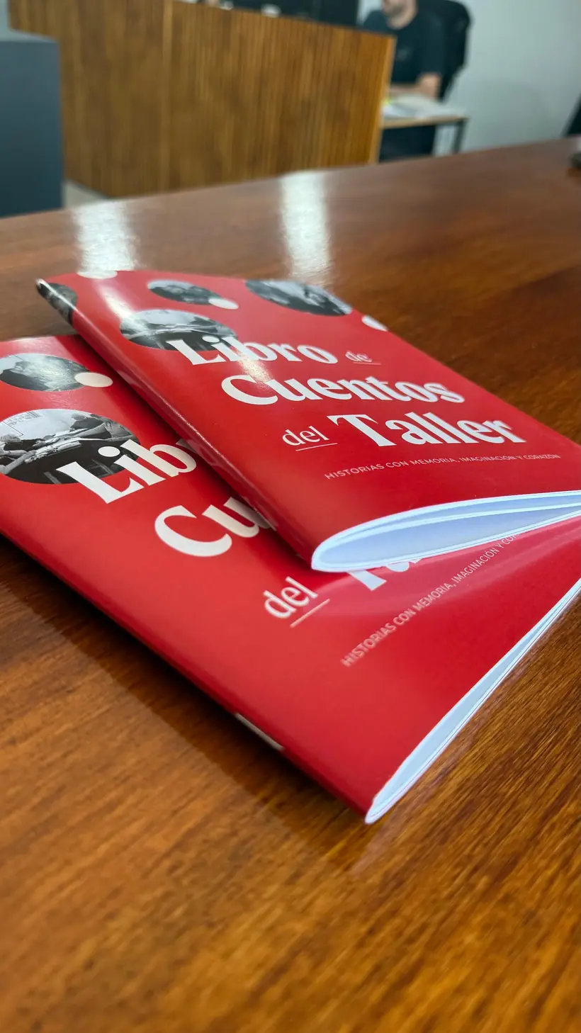 Cuentos del Taller — Libro con lomo encolado. Trabajo de Zengráfica en San Lorenzo, Santa Fe.